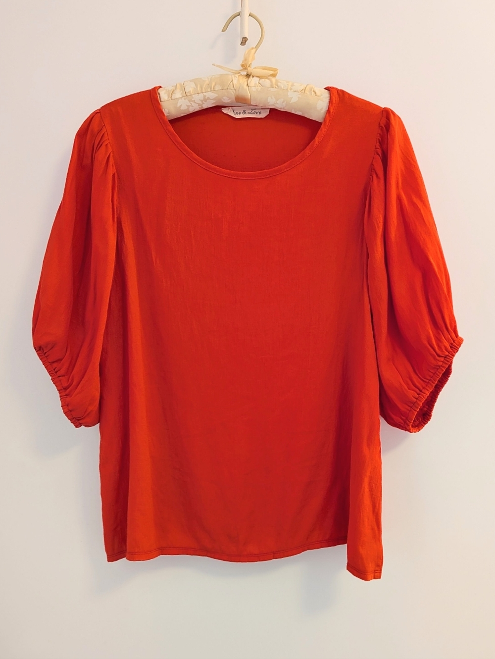 Vine & Love Red Puff Sleeve Blouse